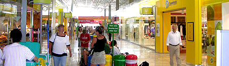 Flughafenhalle Fuerteventura