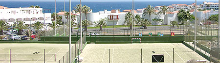 Tennisplatz auf Fuerteventura
